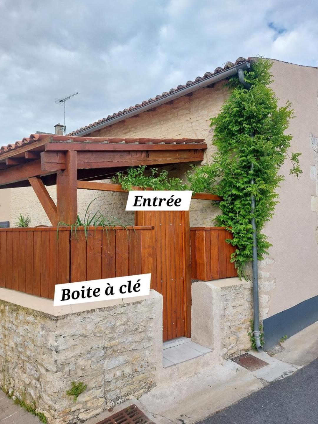 Les Petits Jardins De Cisse Chambre De Charme Eksteriør billede